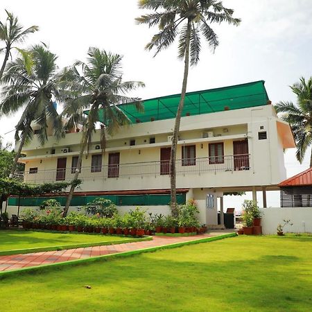 Cherai Beach Residency Bed and Breakfast Exterior foto